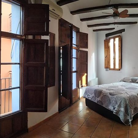Bonito Apartamento Con Encanto En Casco Antiguo Ron 7 Valenciayole Apartment Exterior photo