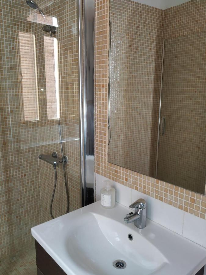 Bonito Apartamento Con Encanto En Casco Antiguo Ron 7 Valenciayole Apartment Exterior photo
